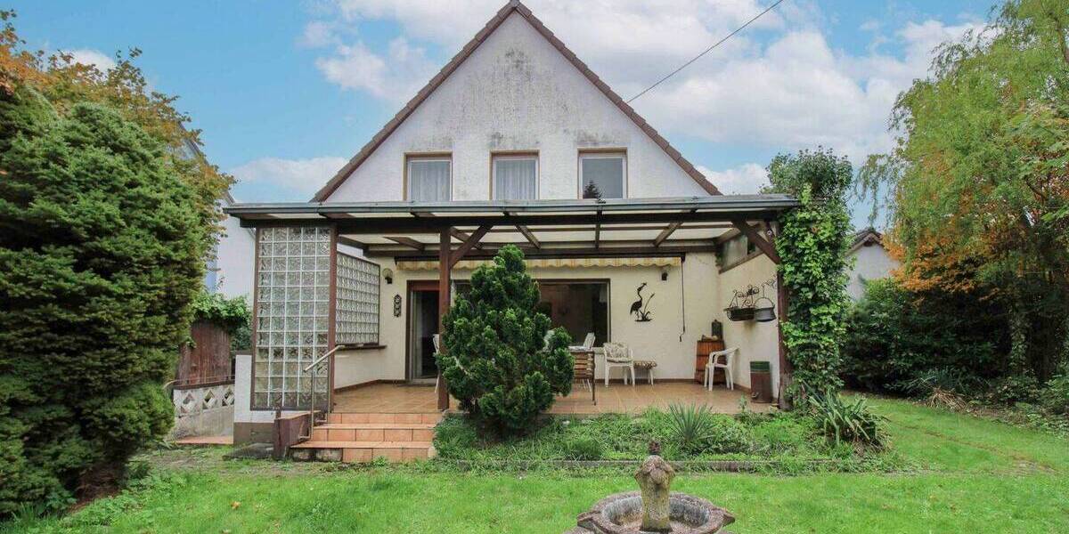 Einfamilienhaus Köln Esch/Auweiler - 7 Zimmer, 170 m&sup2;, 599.000&euro; | Angebot:26275661