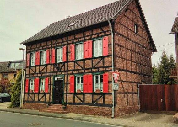 Denkmalgeschütztes Einfamilienhaus mit großem Garten in Erftstadt-Friesheim 5 zimmer