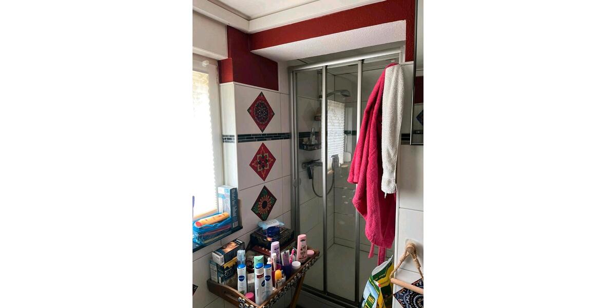 Hochparterre Leverkusen Bürrig - 1 Zimmer, 49 m&sup2;, 710&euro; | Angebot:26286329