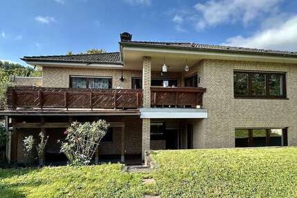 Haus zum Kaufen in Neuss 649.000 € 182.72 m²