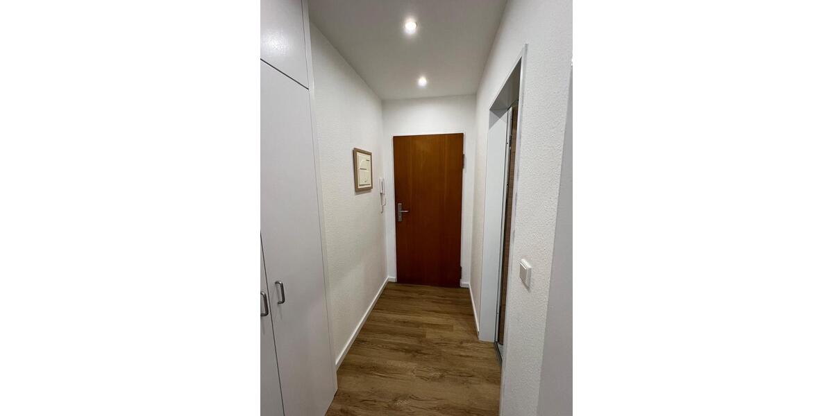 Einfamilienhaus Troisdorf - 1 Zimmer, 38 m&sup2;, 850&euro; | Angebot:25172317