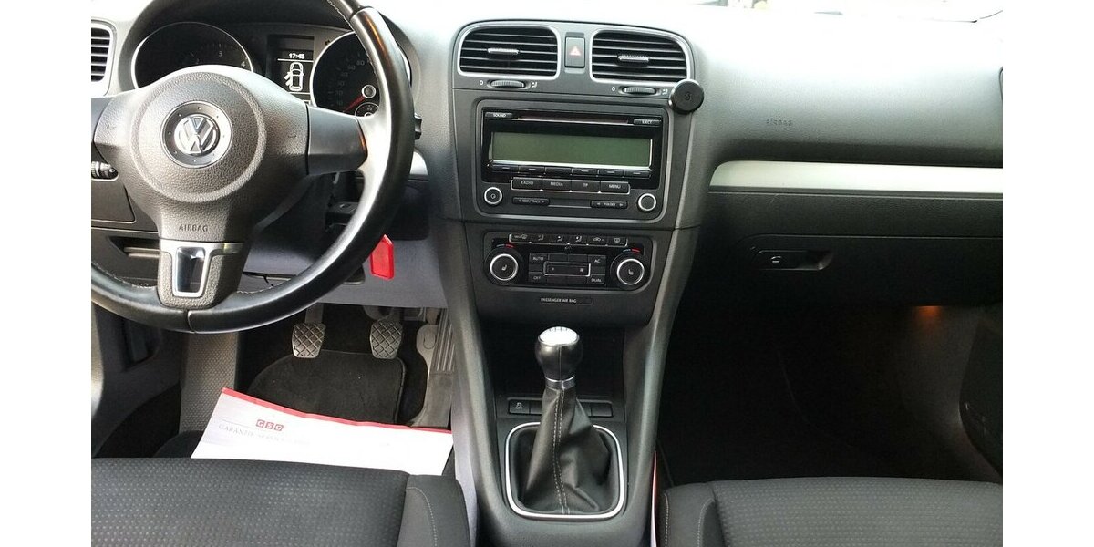 VW Golf 1.6TDi TEAM SHZ TEMPOMAT KLIMAAUTOMATIK 159.855 km 6.598 € Köln 50858