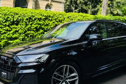 Audi Q7 142.000 km 40.990 &euro; Köln 50933