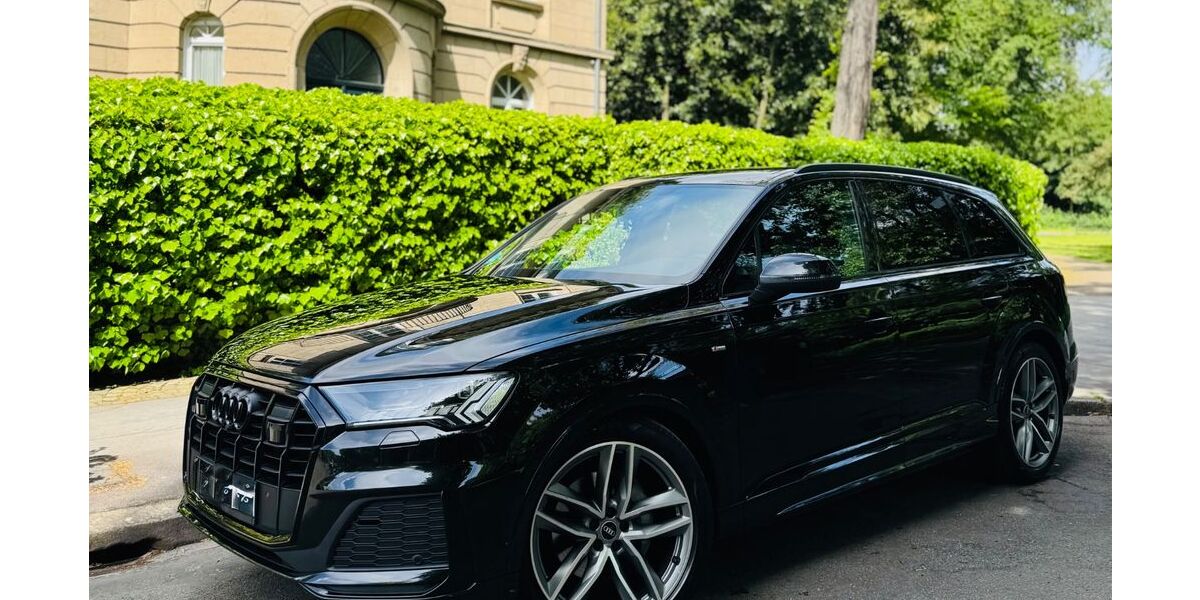 Audi Q7 142.000 km 40.990 &euro; Köln 50933
