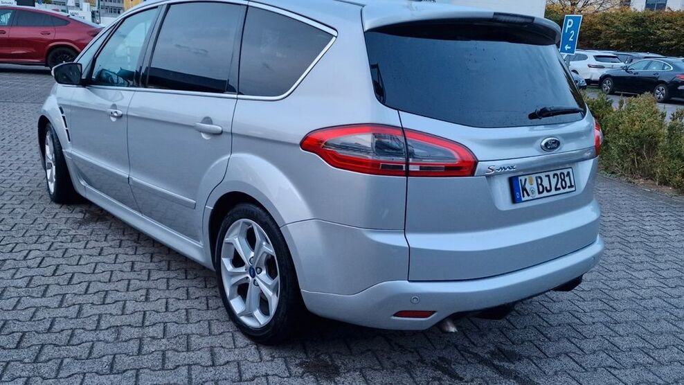 Ford S-Max 166.320 km 7.490 € Köln 50769