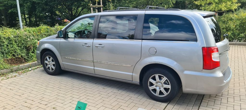Chrysler Grand Voyager 260.000 km 6.000 € Köln 50765