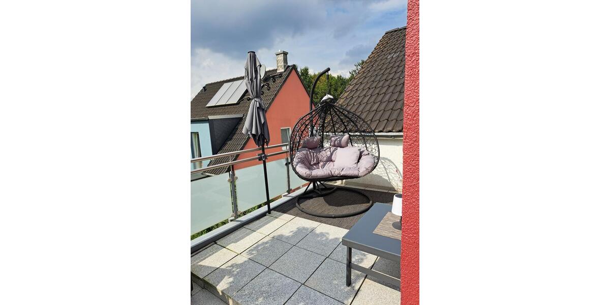 Dachgeschoßwohnung Burscheid - 4 Zimmer, 109 m&sup2;, 465.000&euro; | Angebot:25641543