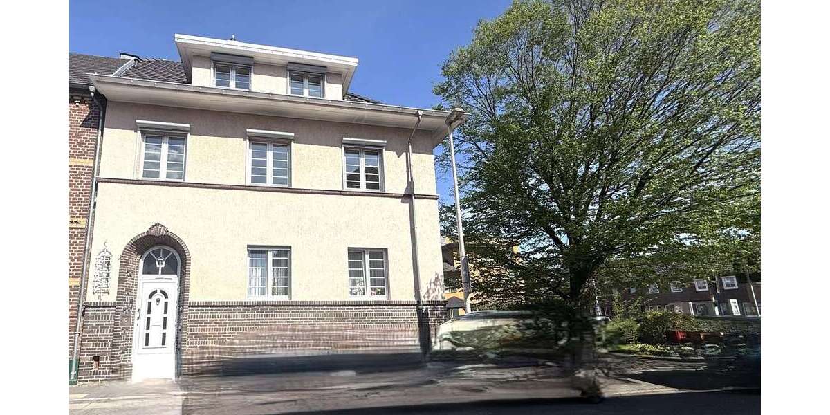 Etagenwohnung Frechen - 5 Zimmer, 166 m&sup2;, 1.700&euro; | Angebot:26339711