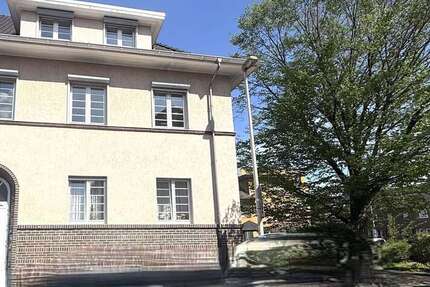 Wohnung Frechen - 5 Zimmer, 166 m&sup2;, 1.700&euro; | Angebot:26339711