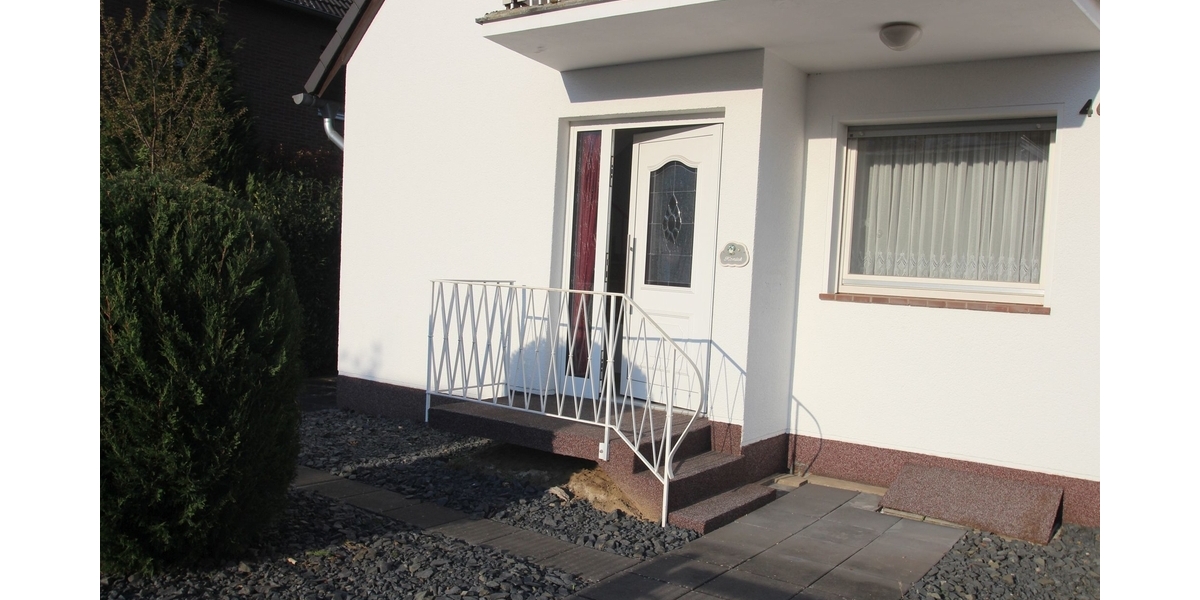 Mit 3D-Rundgang: Ein- bis Zweifamilienhaus in Köln mit weiterem Grundstück - Einfamilienhaus Köln Porz | Angebot:26952538