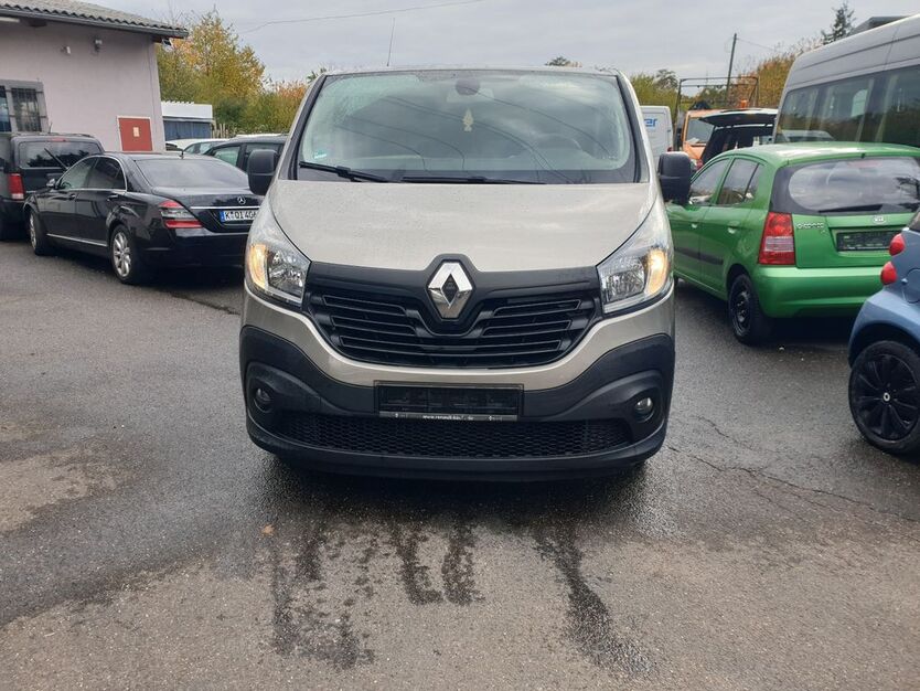 Renault Trafic 133.322 km 11.299 € köln 50999