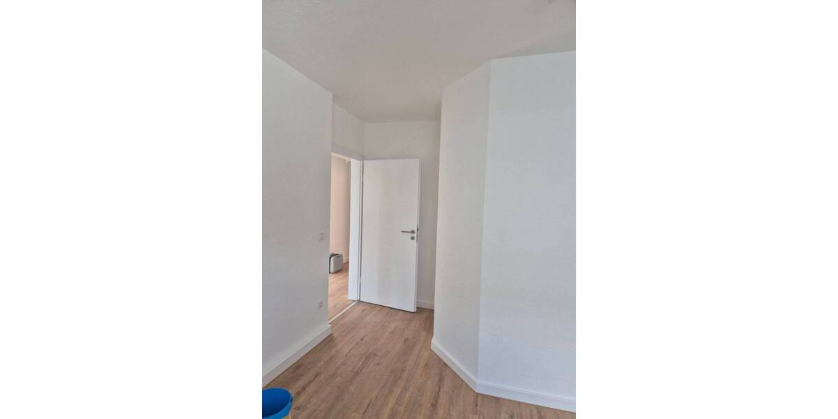 Etagenwohnung Köln Höhenberg - 3 Zimmer, 80 m&sup2;, 1.080&euro; | Angebot:25938841