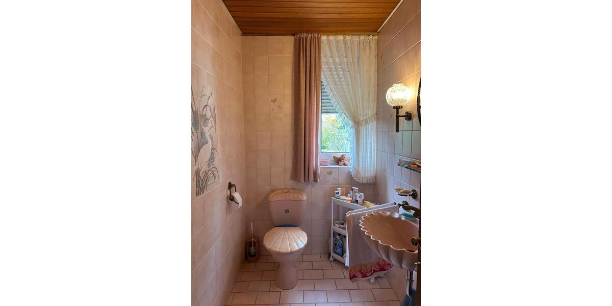 Schönes DHH mit großem schönen Garten 4 zimmer