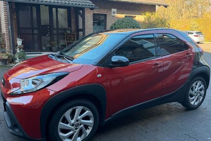 Toyota Aygo (X) 55.000 km 13.700 &euro; Köln 50765