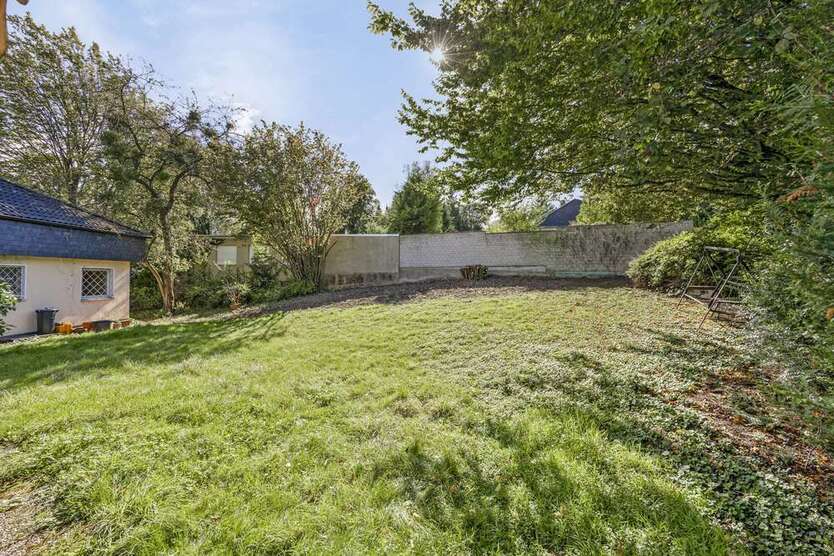 Grundstück zu verkaufen in Bonn 925.000 € 1358 m²