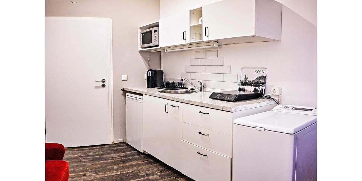 1,5 Zimmer Wohnung in allem eine unbezahlbare Lage zum Wohnen in Köln - Erdgeschoßwohnung Köln Innenstadt | Angebot:26349809