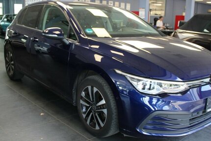 VW Golf VIII 2.0 TDI SCR United 69.468 km 18.980 € Euskirchen 53881