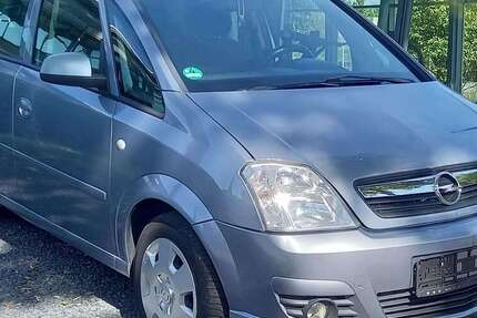 Opel Meriva 182.000 km 2.200 € köln 50668