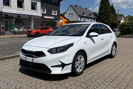 Kia ceed / Ceed 49.000 km 19.900 &euro; Burscheid 51399
