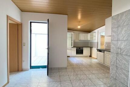 3-Zimmer-Wohnung mit Gartenterrasse in Köln-Sülz