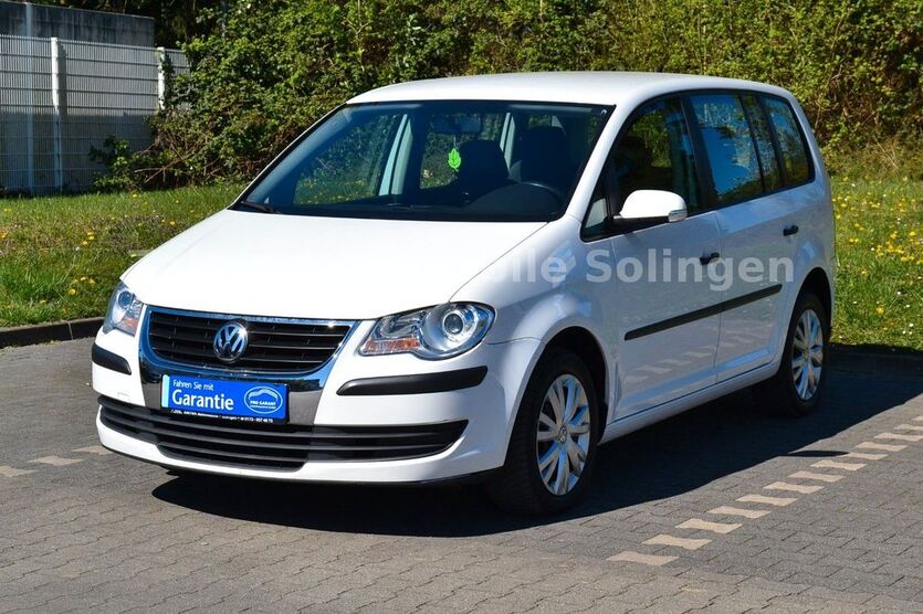 VW Touran 122.000 km 4.990 € Solingen 42659