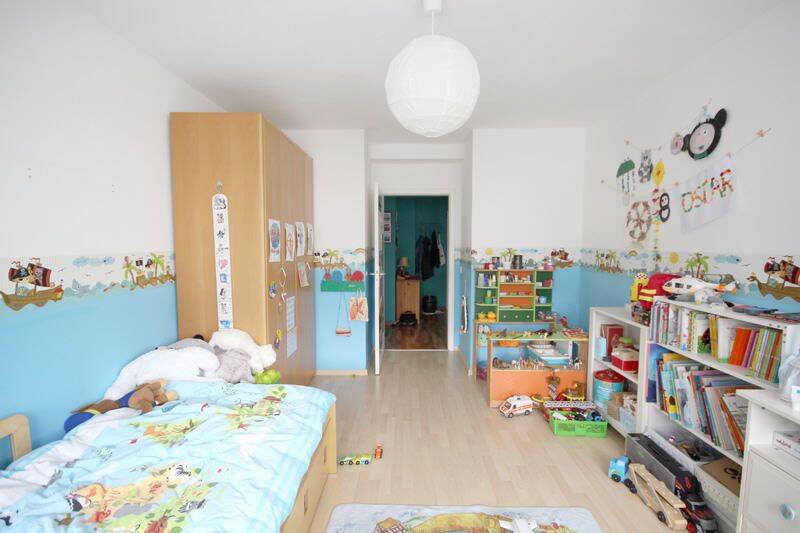 Etagenwohnung Köln-Bilderstöckchen Weidenpesch - 3 Zimmer, 78 m&sup2;, 1.200&euro; | Angebot:26852986
