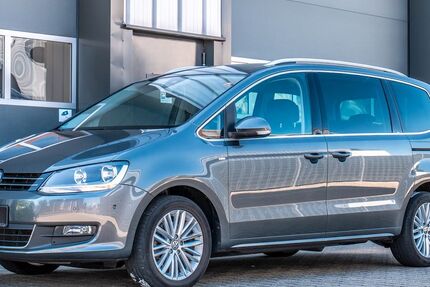 VW Sharan 242.534 km 8.900 &euro; Rommerskirchen 41569