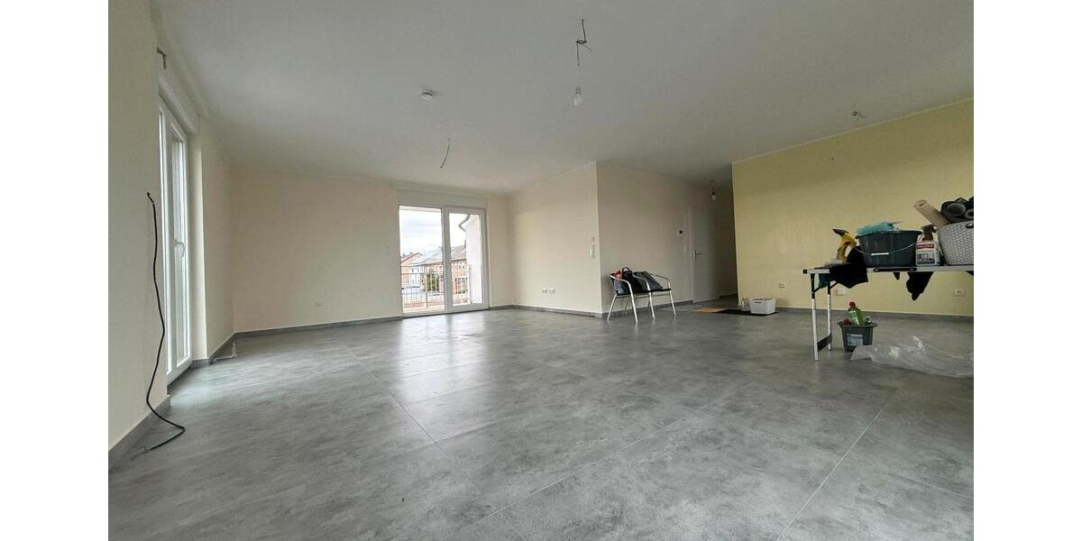 Etagenwohnung Bedburg - 4 Zimmer, 100 m&sup2;, 1.700&euro; | Angebot:24478598