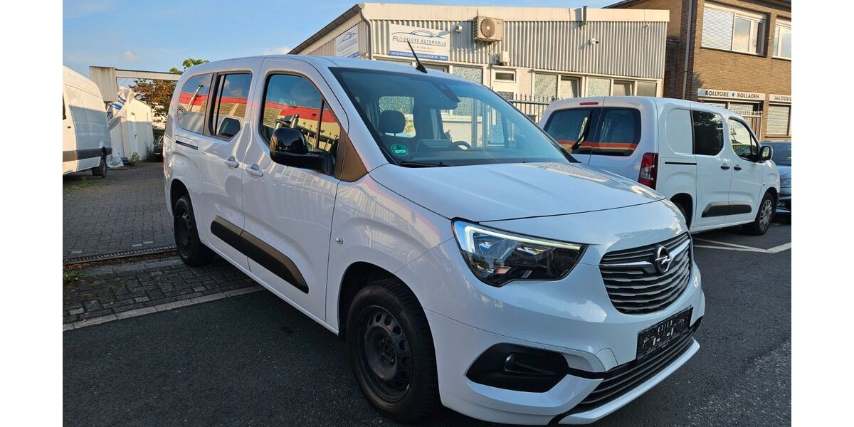 Opel Combo 97.500 km 16.895 &euro; HILDEN 40724