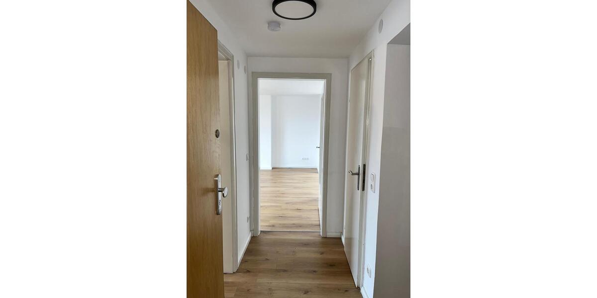 Dachgeschoßwohnung Niederkassel - 2 Zimmer, 50 m&sup2;, 169.000&euro; | Angebot:25382910