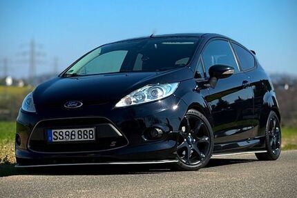 Ford Fiesta 158.000 km 5.300 &euro; Solingen 42659