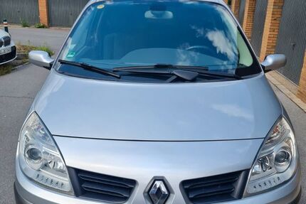 Renault Scenic 204.334 km 1.050 &euro; Leichlingen 41799