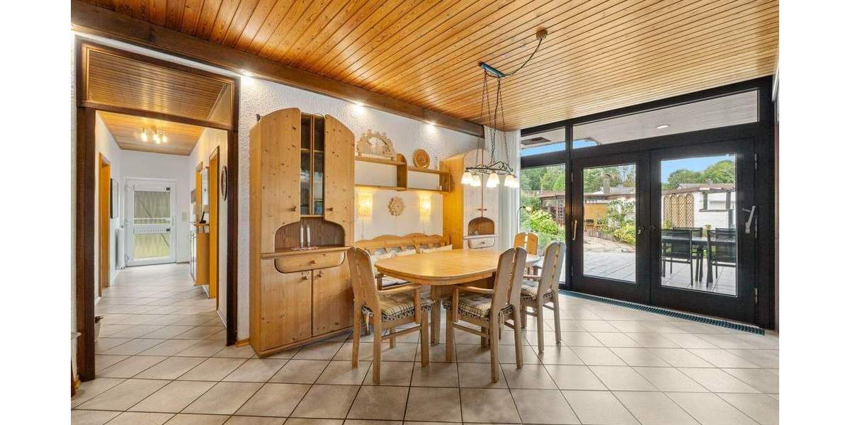 Bungalow Dormagen Hackenbroich - 8 Zimmer, 239 m&sup2;, 549.000&euro; | Angebot:26230626