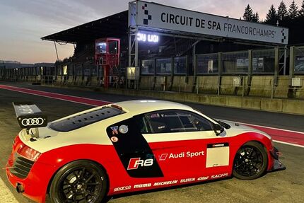 Audi R8 10.000 km 48.000 € Nörvenich 52388