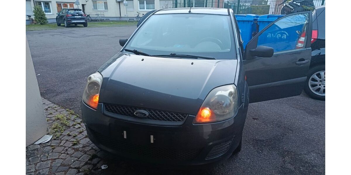 Ford Fiesta 191.870 km 1.350 &euro; Leverkusen 51379