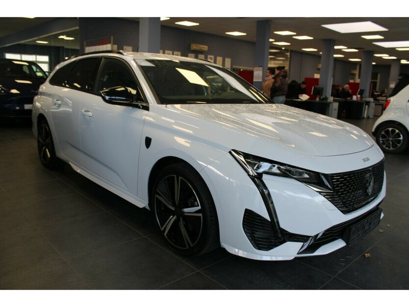 Peugeot 308 SW BlueHDi 130 EAT8 GT 25.665 km 23.980 € Euskirchen 53881