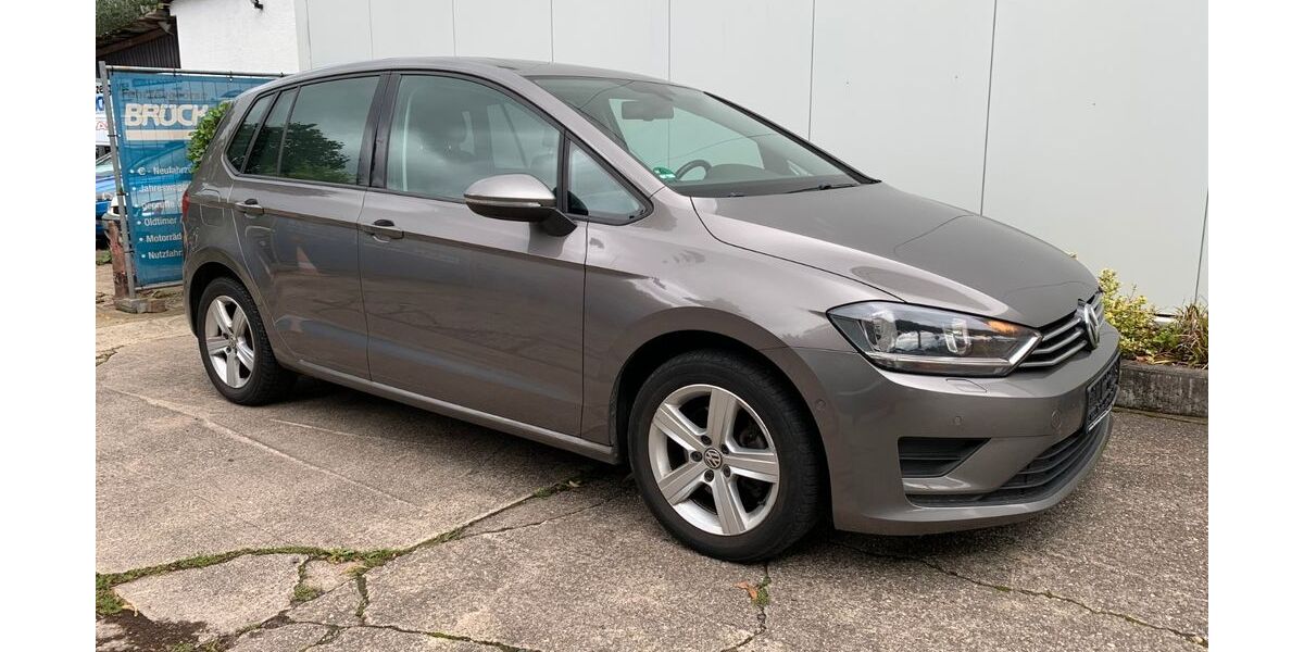 VW Golf Sportsvan 178.211 km 9.195 &euro; Köln 51107