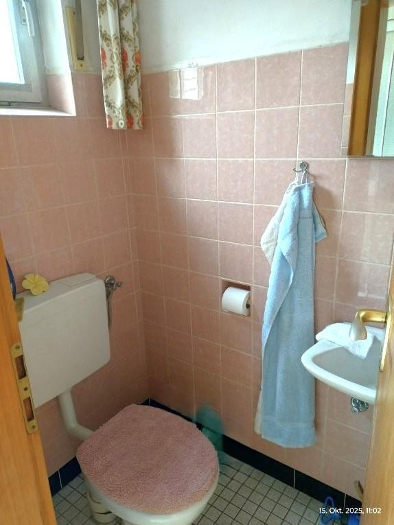 Gute Gelegneheit Großzügig geschnittenes Reihenendhaus mit Balkon, schönem Garten und Garage 6 zimmer