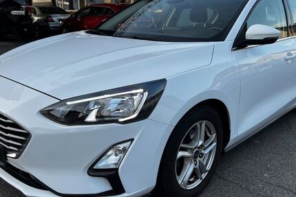 Ford Focus 60.076 km 12.990 &euro; Troisdorf (bei Köln) 53842
