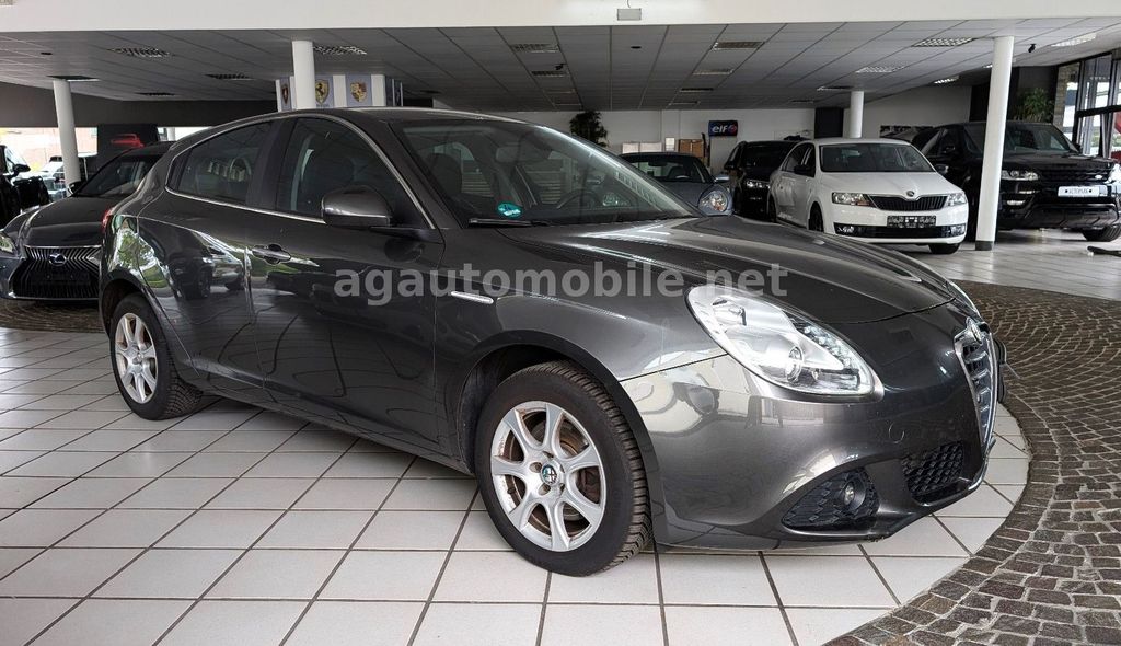 Alfa Romeo Giulietta 149.900 km 8.699 &euro; Hilden 40721