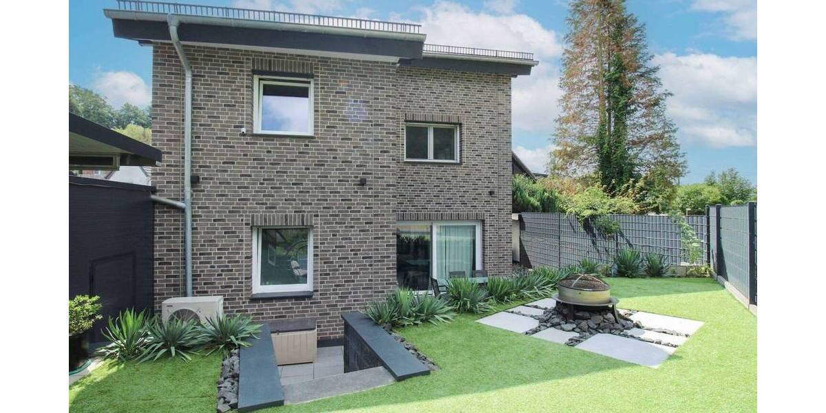 Exklusives Einfamilienhaus in Hennef-Allner - stilvoll und modern wohnen mit der ganzen Familie 5 zimmer