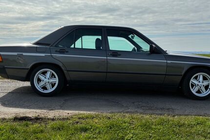 Mercedes-Benz 190 156.448 km 8.500 &euro; Rösrath 51503