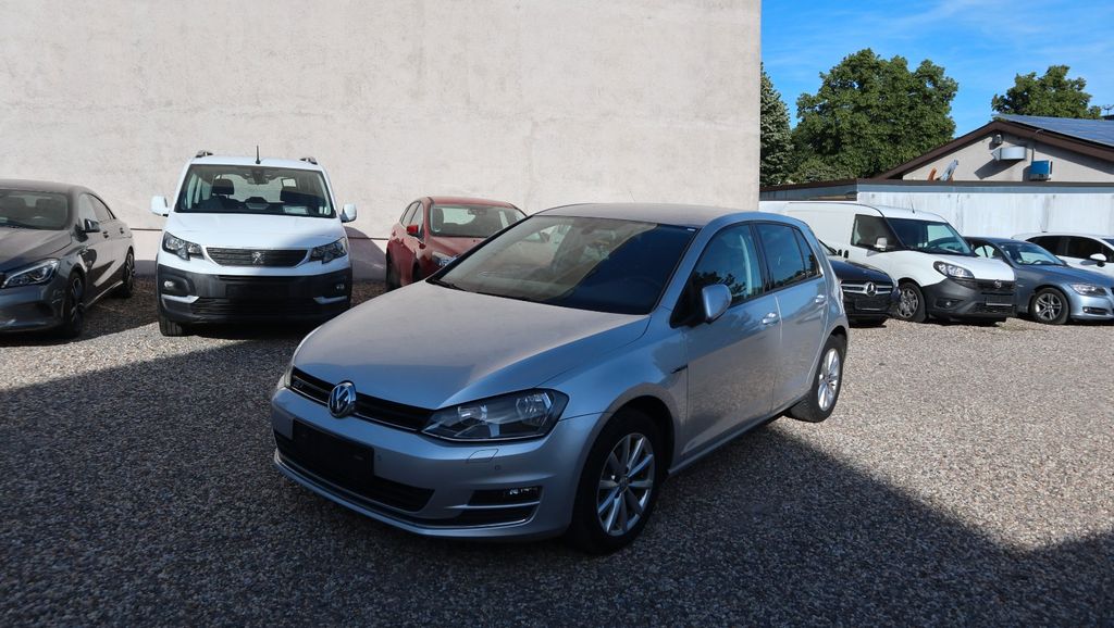VW Golf 147.953 km 7.550 &euro; Solingen 42653