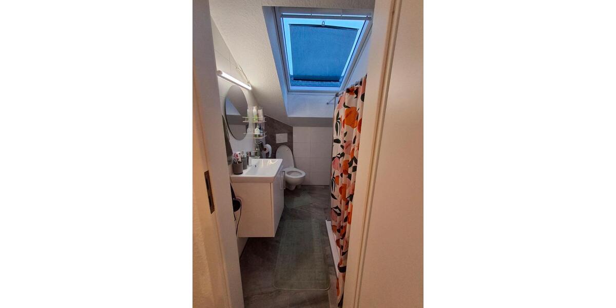 Dachgeschoßwohnung Weilerswist - 2 Zimmer, 38 m&sup2;, 610&euro; | Angebot:25131185