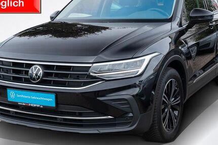 VW Tiguan 33.133 km 29.275 € Troisdorf-Spich 53842