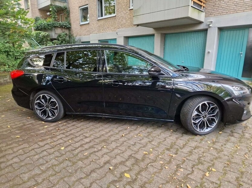 Ford Focus 65.987 km 18.000 € Köln 50667