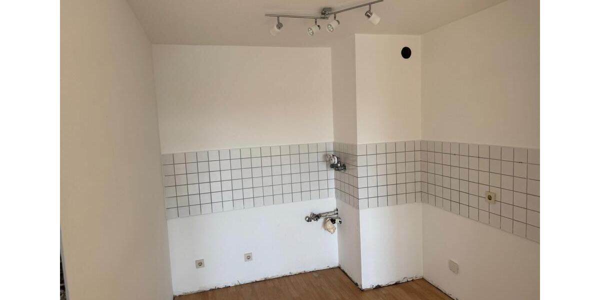 Etagenwohnung Bergisch Gladbach Gronau - 2 Zimmer, 71 m&sup2;, 185.000&euro; | Angebot:25591052