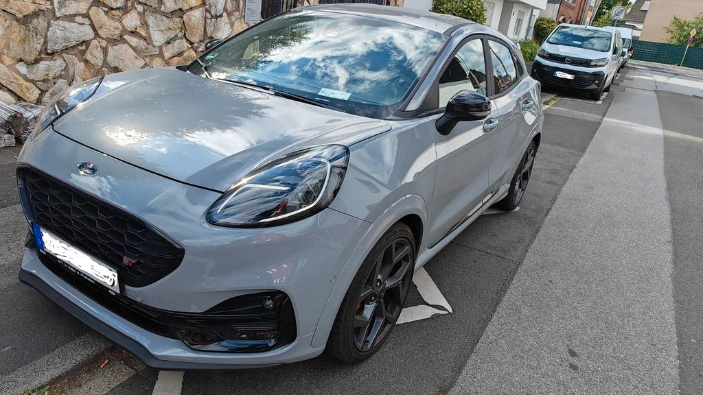 Ford Puma 26.700 km 22.950 &euro; Köln 50735