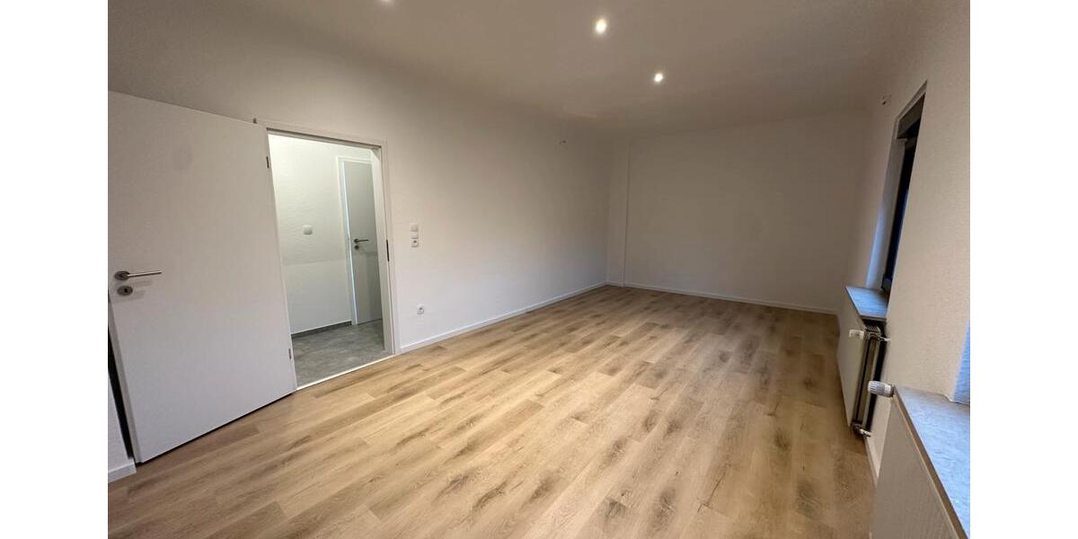 Etagenwohnung Erftstadt - 2 Zimmer, 68 m&sup2;, 695&euro; | Angebot:25538423