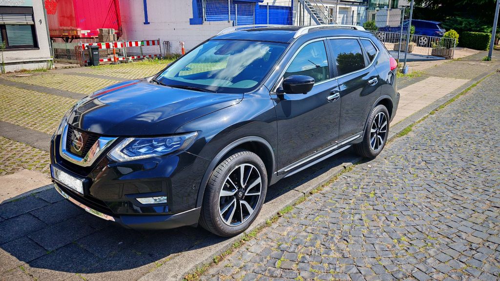 Nissan X-Trail 29.500 km 19.800 &euro; Köln 51105